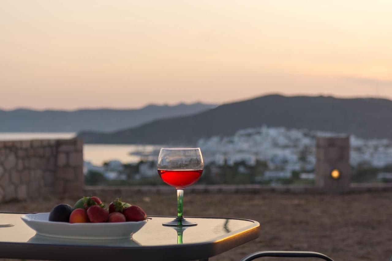 Sea, Sunset & Garden View Parasporos Houses, Milos Adamantas Eksteriør billede